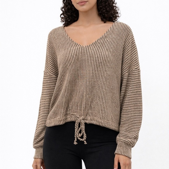 Lush Sweaters - Lush V-Neck Ribbed Knit Sweater in Tan